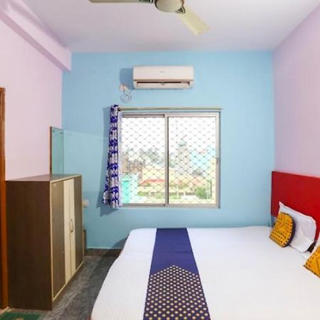 بوري Hotel Alaka المظهر الخارجي الصورة