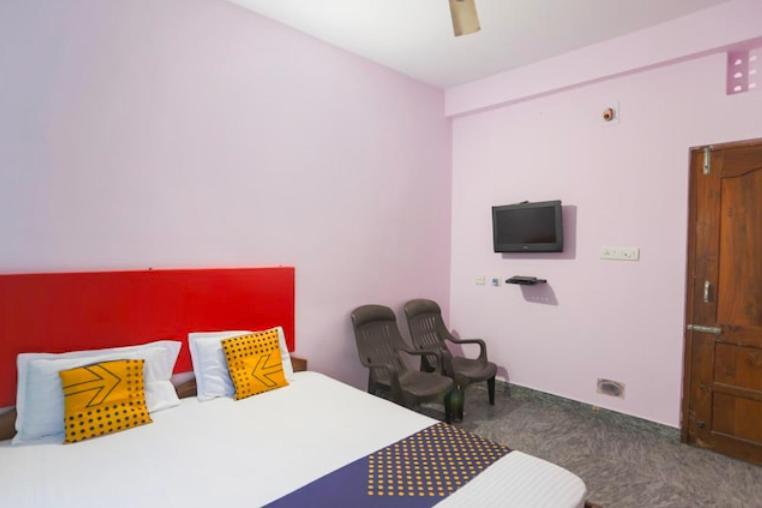 بوري Hotel Alaka المظهر الخارجي الصورة